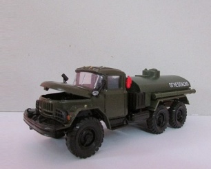 ZIL-131 Cisterna